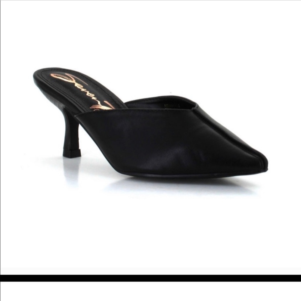 Seven 7 Black Mules (Kitten Heel)!